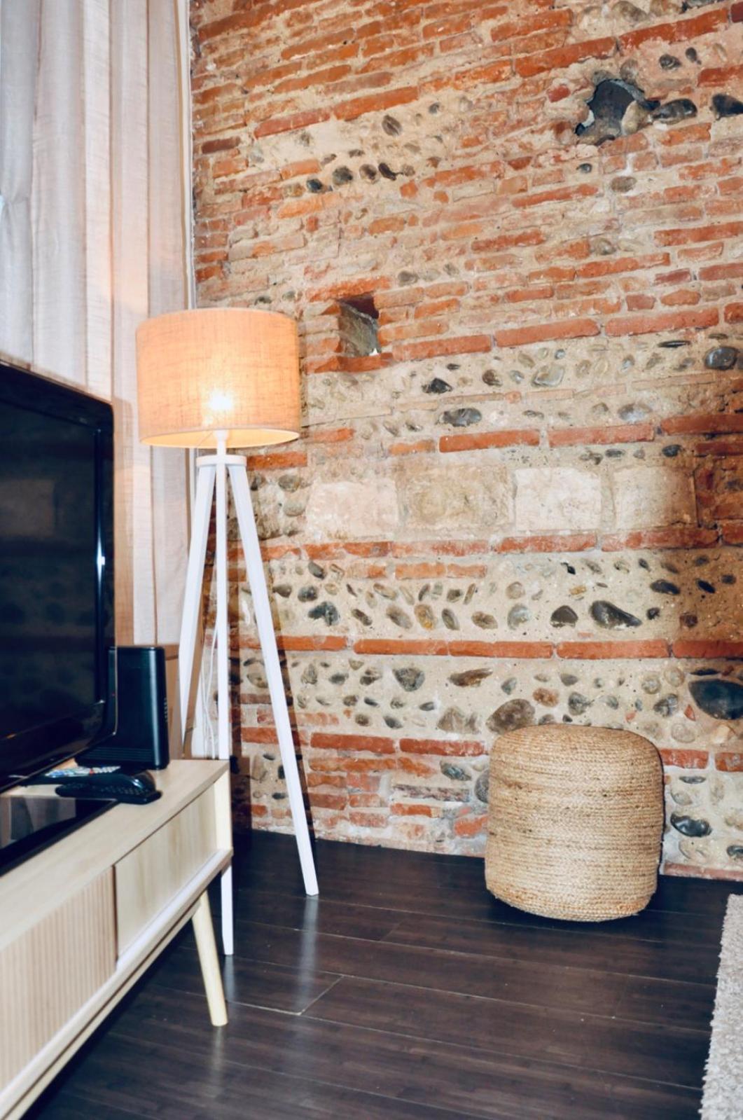 Le Charme D'Arnaud Hypercentre Wifi Accueil Gratuit H24 Apartment Toulouse Bagian luar foto